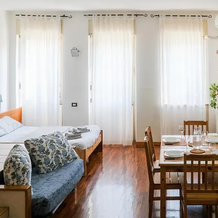 Casa Giuly Apartment *